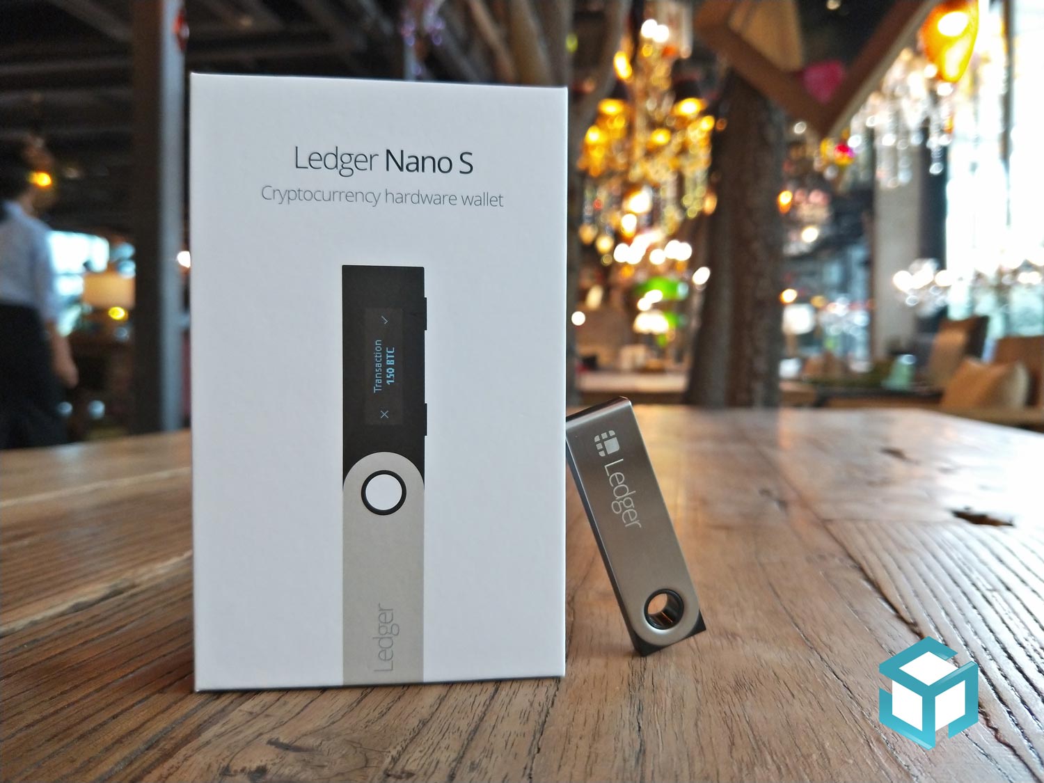 รีวิว] กระเป๋าเก็บ Cryptocurrency แบบ Hardware ยอดนิยม Ledger Nano S - Siam  Blockchain