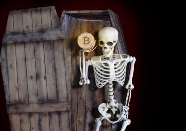 ในปี 2018 มีผู้คนเคลมว่า "Bitcoin นั้นตายแล้ว" ทั้งหมด 90 ครั้ง