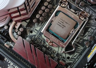 นักแฮ็คเกอร์อาจขโมย Bitcoin บนเครื่องคอมพิวเตอร์ของคุณได้ เพราะช่องโหว่ของ CPU Intel
