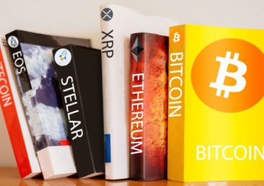 สัญญาณมาแล้ว? ผู้คนแห่ซื้อหนังสือขายดีด้าน Bitcoin และ Blockchain บน Amazon อย่างคับคั่ง