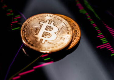 นักวิเคราะห์คาดการร่วงลงของราคาตลาดหุ้น อาจส่งผลกระทบต่อ Bitcoin ให้ร่วงตามไปแตะ $ 11,300
