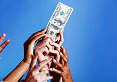 นักเทรดตลาดเหรียญ Bitcoin Futures มองตลาดเป็นขาขึ้นอย่างรุนแรง หลังราคาพุ่งไปที่ $16,000