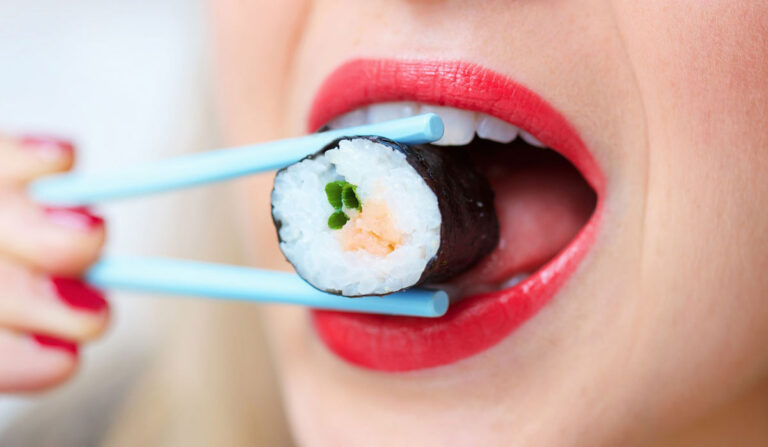 นักเทรดคริปโตหนีไปซบ SushiSwap หลังราคาในตลาดร่วงยับในวันนี้