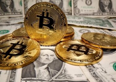 นักลงทุน Bitcoin ยังคงถือเหรียญโดยไม่ขาย แม้มูลค่าตลาดจะแตะ 1 ล้านล้านดอลลาร์