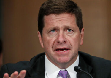 อดีตประธานก.ล.ต.สหรัฐฯ นาย Jay Clayton เตือนกฎระเบียบใหม่ของ Bitcoin อาจมาถึงในเร็ว ๆ นี้