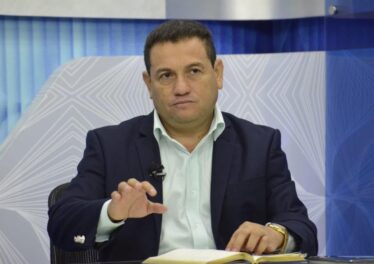 รัฐมนตรี El Salvador กล่าวว่ามันยังเร็วเกินไปที่จะใช้ Bitcoin สำหรับการจ่ายเงินเดือน