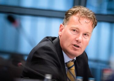 หัวหน้าสำนักวางแผนกลางของเนเธอร์แลนด์ เรียกร้องให้รัฐบาลสั่งแบน Bitcoin และ Crypto