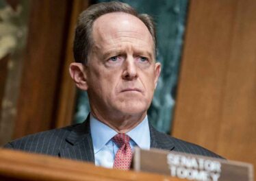 วุฒิสมาชิกสหรัฐฯ เผยซื้อ Bitcoin และ Ethereum Trust ของ Grayscale มูลค่าหลายพันดอลลาร์