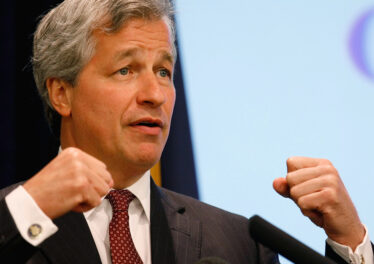 CEO JPMorgan ยังคงมองว่า Bitcoin นั้น “ไร้ค่า” แม้ลูกค้าของเขาจะไม่เห็นด้วย