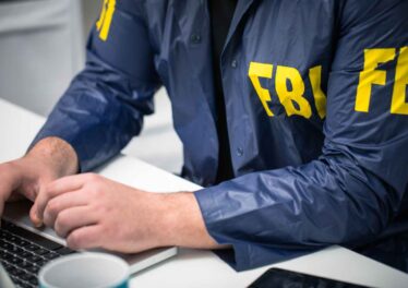 FBI ออกคำเตือน ! ระวังถูกหลอกให้โอน Bitcoin ผ่านตู้ ATM