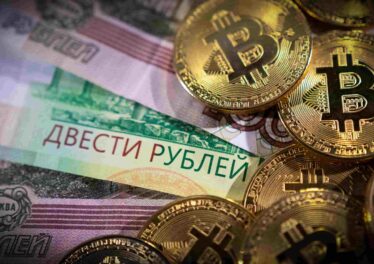 รัสเซียเริ่มหันไปใช้ Crypto หลังการคว่ำบาตรของชาติตะวันตกส่งผลกระทบต่อค่าเงินรูเบิล