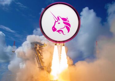 ราคา Uniswap (UNI) พุ่งทะยานกว่า 15% รับมติโหวตเปิดระบบ "Fee Switch" เก็บค่าธรรมเนียม