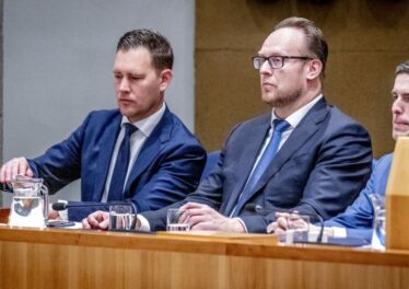 เนเธอร์แลนด์ยกธงขาว! จ่อยกเลิกแผนเก็บภาษี 36% จากกำไรทิพย์ หลังถูกรุมประท้วง 