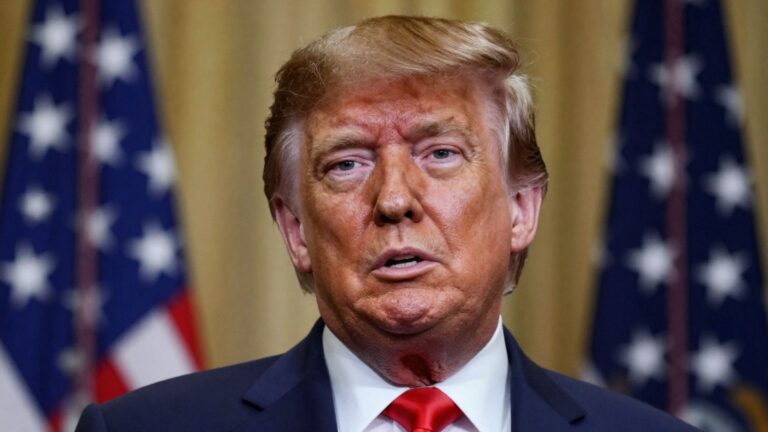 Trump รับปาก เศรษฐกิจสหรัฐฯ จะดีขึ้นใน 1 ปี แม้ตัวเลข GDP ล่าสุดร่วงหนัก