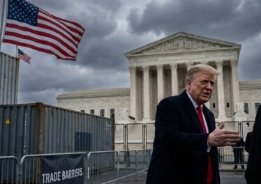 ทรัมป์โจมตีผู้พิพากษาศาลสูงสุดฯ คดีภาษีนำเข้า ตลาดคริปโตจับตาความไม่แน่นอน