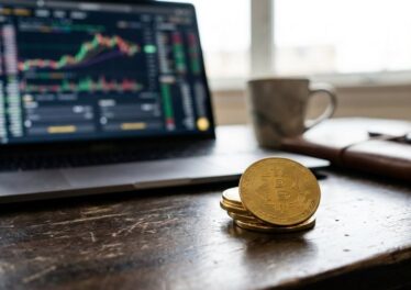 BlackRock ทุ่มโอน 1,700 BTC มูลค่ากว่า $125 ล้านเข้า Coinbase Prime หนุนกองทุน IBIT