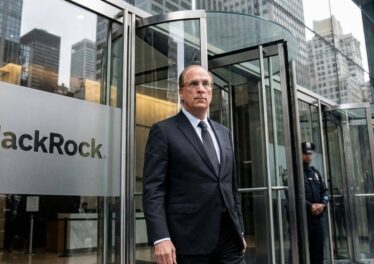 BlackRock แอบเทขาย Bitcoin ขณะบอกให้โลกซื้อ หรือกำลังเขย่ารายย่อยออกก่อนขึ้นรอบใหม่?