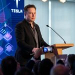 Elon Musk แซะ Claude AI ว่า "woke" แถมล้อโลโก้เหมือนอวัยวะเพศ