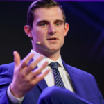 Tether เดินเกมเหนือชั้น! ดึง Deloitte ตรวจสอบ “USAT” เหรียญใหม่สายขาว หวังเจาะตลาดสหรัฐฯ เต็มสูบ