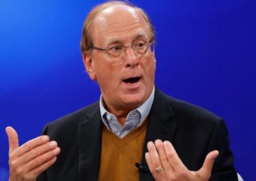 BlackRock ทุ่มซื้อ Bitcoin กว่า $660 ล้านในสัปดาห์เดียว แม้ราคาร่วง