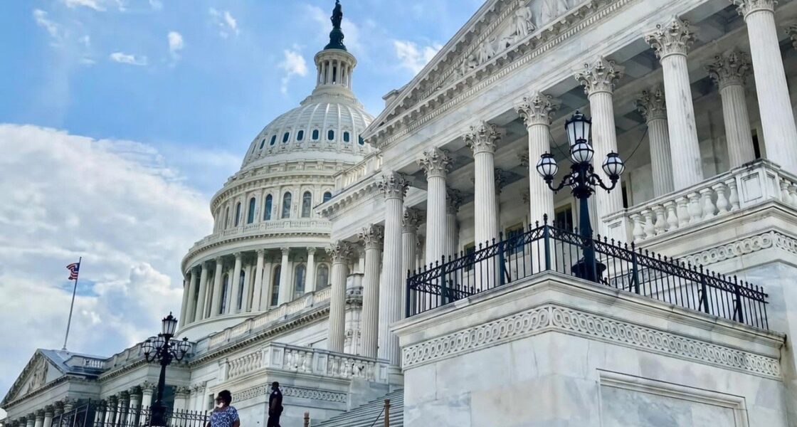 CLARITY Act อาจกระทบโทเคน DeFi หลังร่างล่าสุดห้ามผลตอบแทนจาก Stablecoin