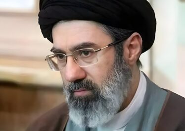 อิหร่านขู่สหรัฐฯ จะ "เสียใจ" หากบุกรุกราน หลังผู้นำสูงสุดคนใหม่ขึ้นครองอำนาจ