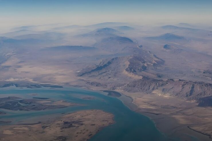 น้ำมันทะลุ $100 หลังอิหร่านปิดช่องแคบฮอร์มุซ หุ้นญี่ปุ่นดิ่งกว่า 4%