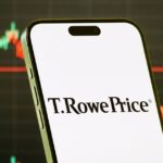 T. Rowe Price เตรียมยัด Dogecoin และ Shiba Inu ใน ETF คริปโตบริหารเชิงรุก