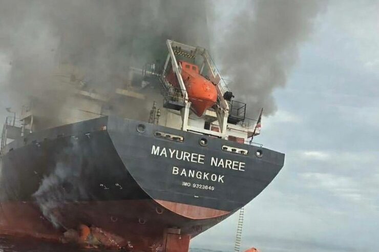 เรือสินค้าไทยโดนถล่มกลางช่องแคบฮอร์มุซ กองทัพเรือเร่งขอกำลังเสริมด่วน