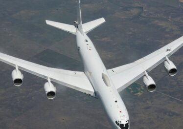 สหรัฐฯ ส่ง "เครื่องบินวันสิ้นโลก" บินเข้าตะวันออกกลาง สงครามนิวเคลียร์ใกล้แค่ไหน?