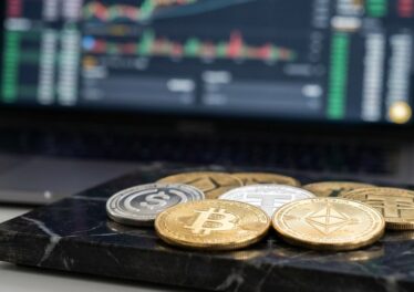 USDC แซง Tether ครั้งแรก! ยอดโอน Stablecoin ทั่วโลกทุบสถิติ $1.8 ล้านล้าน