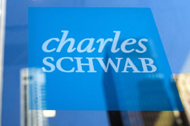 Charles Schwab เผยถือคริปโต 1% กระทบความเสี่ยงพอร์ตมากกว่าที่คุณคิด