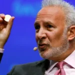 Peter Schiff ชี้ MicroStrategy เป็นแชร์ลูกโซ่ พร้อมท้า Michael Saylor ดีเบต