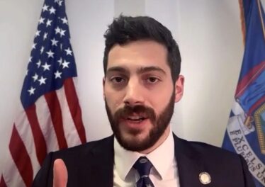 ส.ส. นิวยอร์ก ปิ๊งไอเดียเด็ด ชงแจกเงินเยียวยาคนโดน AI แย่งงาน