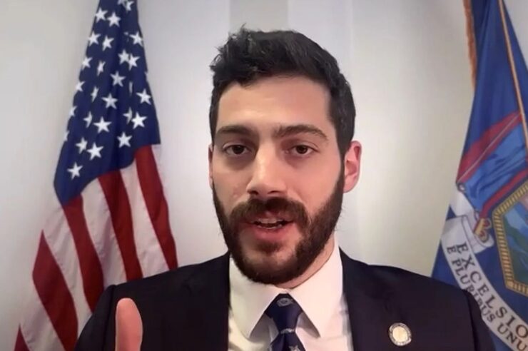 ส.ส. นิวยอร์ก ปิ๊งไอเดียเด็ด ชงแจกเงินเยียวยาคนโดน AI แย่งงาน