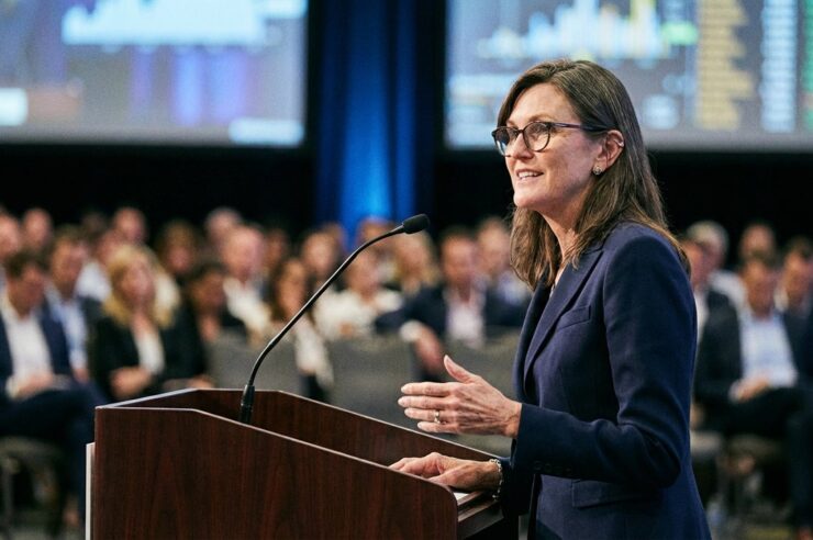 ARKB ของ ARK Invest ซื้อ Bitcoin สุทธิ $34 ล้าน ขณะ ETF โดยรวมเริ่มหยุดเทขาย