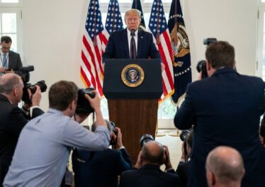 Crypto Rover โพสต์ล้อเลียน Trump ยกเว้นภาษี Bitcoin เพราะไม่มีกำไรให้เก็บ