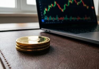 เจ้ามือปริศนาช้อน ETH กว่า 32,000 เหรียญ มูลค่า $77.5 ล้าน