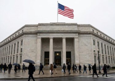 Fed ขาดทุนสะสม 3 ปีทะลุ $2.1 แสนล้าน กดดัน Bitcoin และ Ethereum ร่วง