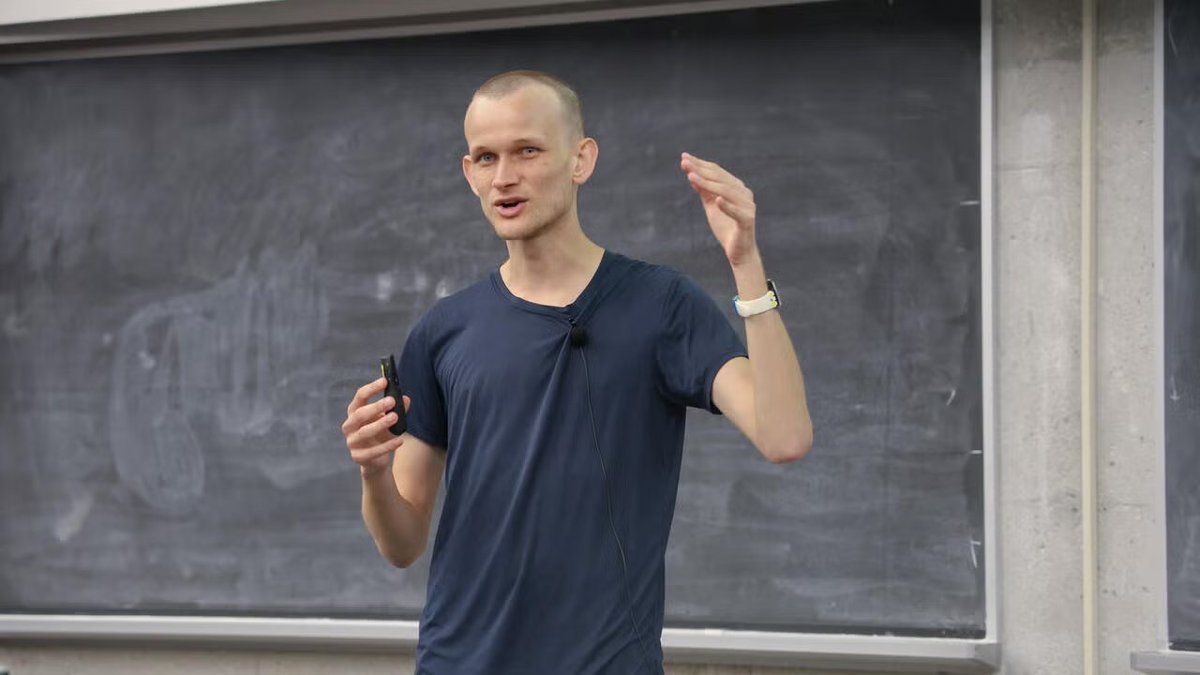Vitalik Buterin บรรยายในห้องเรียน
