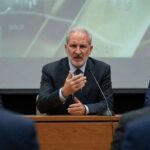 Peter Schiff ตั้งคำถาม “ทำไมคนยังเลือกถือ Bitcoin กันอยู่?”