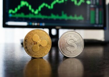 Ripple จับมือ OKX เปิดเทรด RLUSD กว่า 280 คู่ รองรับฟิวเจอร์สและมาร์จิน