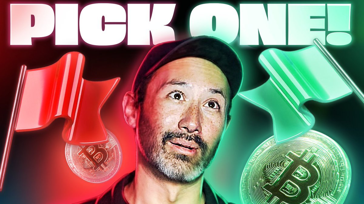 ภาพผู้ร่วมก่อตั้ง The Sandbox กำลังมองดูธงสีแดงและธงสีเขียวที่อยู่เหนือสัญลักษณ์ Bitcoin พร้อมข้อความ 'PICK ONE!' ด้านบน ซึ่งสื่อถึงเกม Red Flag vs Green Flag เกี่ยวกับนิสัยการลงทุนคริปโต