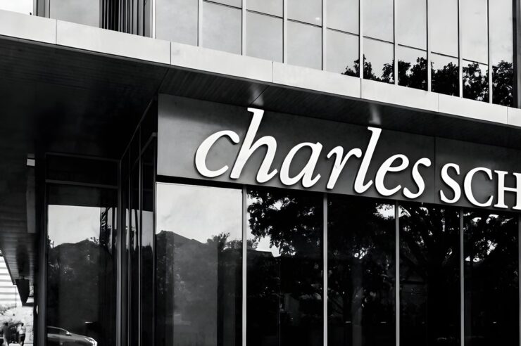 Charles Schwab เปิด Waitlist ซื้อขาย Bitcoin-Ethereum จริง เริ่มครึ่งแรกปี 2026