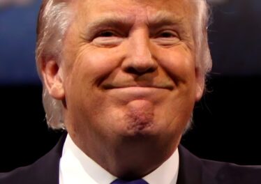 Trump เชื่อตกลงกับอิหร่านได้ภายในพรุ่งนี้ พร้อมเตือนถล่มโรงไฟฟ้าหากล้มเหลว