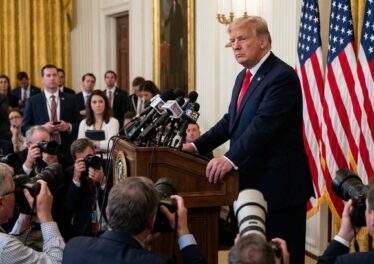 WLFI กู้ $50 ล้านจาก Dolomite ใช้โทเคนตัวเองค้ำ ดูดสภาพคล่องพูลจนผู้ฝากถอนไม่ได้