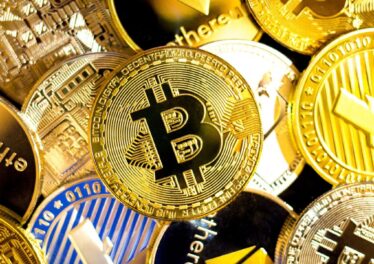 ปรมจารย์วอลล์สตรีทชี้เป้า Bitcoin แตะ $150,000 พ่วง 2 เหรียญใหญ่รับอานิสงส์ CLARITY Act