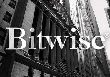 Bitwise เตือนหุ้นเทคฯ สหรัฐฯ แพงเกินจริง สวนทาง Bitcoin ราคาถูกน่าสะสม