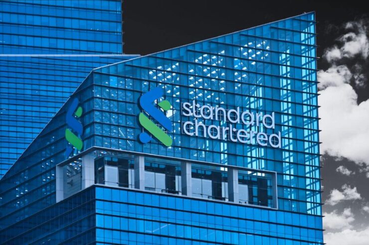 Standard Chartered เข้าร่วมกระแส AI แย่งงาน เล็งปลดพนักงานกว่า 7,000 คน
