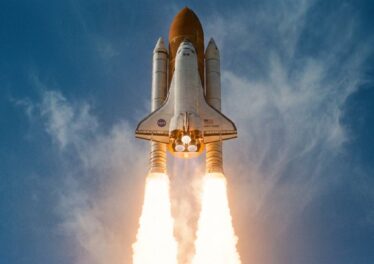 Bitcoin ดีดแตะ $76,549 บวก 1.5% แต่โครงสร้างยังเป็นขาลง